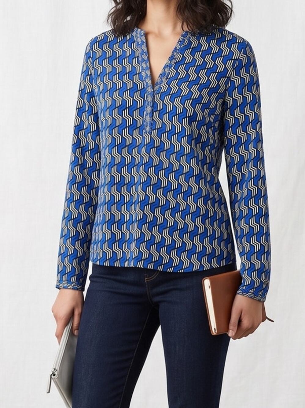 The Limited XS Long Sleeve Blue Pattern Blouse Top 100% Polyester